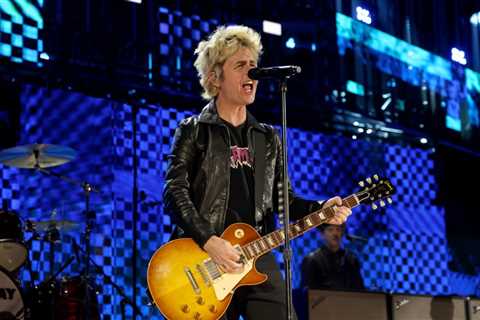 Green Day’s Billie Joe Armstrong Warns About U.S. ‘Slipping Into Fascism’ During Download Festival..