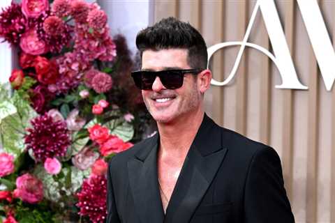 Robin Thicke Sued for Posting Paparazzi Photos of Himself to Instagram