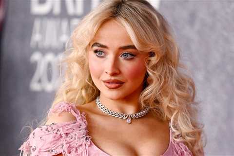 Sabrina Carpenter Denies ‘Lolita’ Inspired Her Controversial Photo Shoot