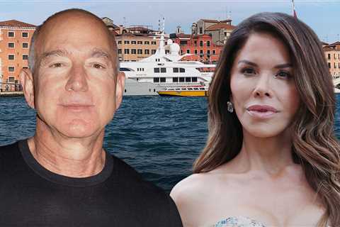 Billionaires Bail on Boating in Italy Because of Bezos Wedding
