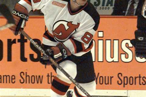 Alexander Mogilny’s longstanding snub ended with 2025 Hockey Hall of Fame class