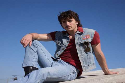 Benson Boone’s ‘American Heart’ Beats at No. 1 on Billboard’s Top Album Sales Chart