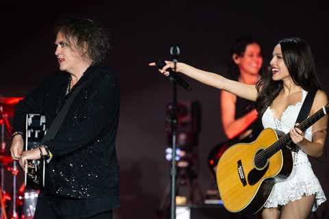 Olivia Rodrigo Brings Out The Cure’s Robert Smith at Glastonbury 2025