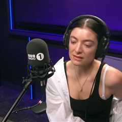 Lorde Says Her Eating Disorder Blocked ‘All of My Artistry’ & Fueled Fears She Would Never Make..