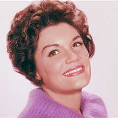 'Pretty Little Baby' Singer Connie Francis Dead at 87