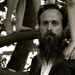 Iron & Wine and Ben Bridwell Preview New EP With Cover of Kendrick Lamar & SZA’s ‘Luther’