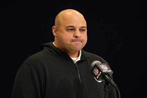 Steelers reward GM Omar Khan with contract extension after star-studded offseason