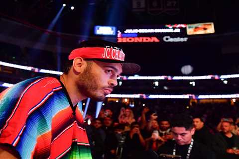 Mexico President expects boxer Julio César Chávez Jr. to be deported, hopes he serves sentence in..