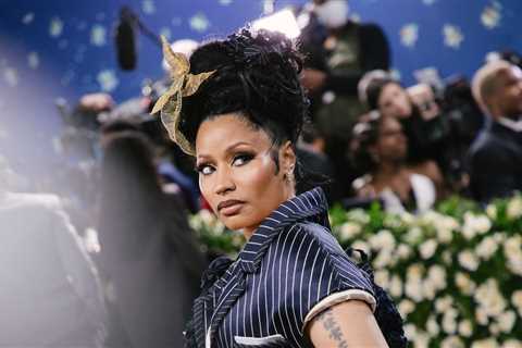 Nicki Minaj Calls Out Democrats for Criticizing Her COVID Vaccine Impotence Claims: ‘Hanging Like..