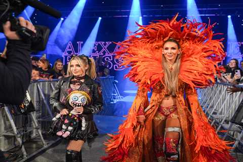 WWE’s strong Charlotte Flair-Alexa Bliss build for Evolution took one bizarre twist