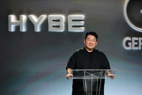 South Korea Refers HYBE Chairman Bang Si-Hyuk to Prosecutors Over IPO Allegations