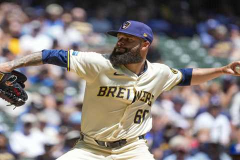 Former Cy Young winner Dallas Keuchel resurfaces with Royals