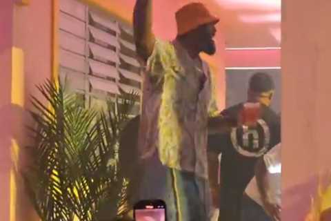 LeBron parties at Bad Bunny concert amid Lakers drama