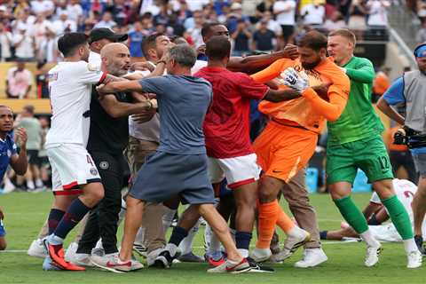 PSG coach in middle of heated post-match scuffle with Chelsea after FIFA Club World Cup final