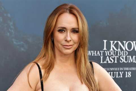 Jennifer Love Hewitt Opened Up About People Comparing Her Body To When She Was 18