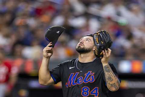 Mets bullpen collapses after Sean Manaea’s strong start in rough loss to Reds
