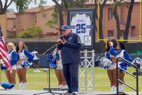 Jerry Jones heckled by Cowboys fans over Micah Parsons contract drama