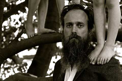 Iron & Wine and Ben Bridwell Preview New EP With Cover of Kendrick Lamar & SZA’s ‘Luther’