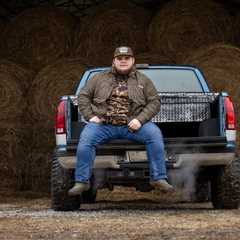 Shane Profitt Puts a Fresh Coat Of Paint on Familiar Clichés in ‘Long Live Country’