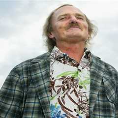 Record-breaking surfer icon Dale Webster, who hit the waves every day for 40 years, dead at 76