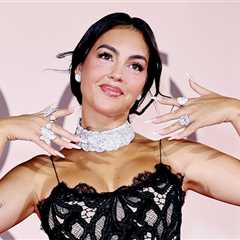 Cristiano Ronaldo's Fiancée Flaunts 30-Carat Diamond Ring in Venice