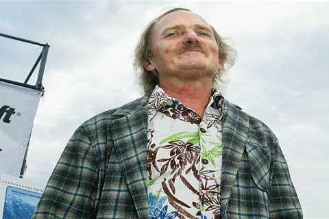 Record-breaking surfer icon Dale Webster, who hit the waves every day for 40 years, dead at 76