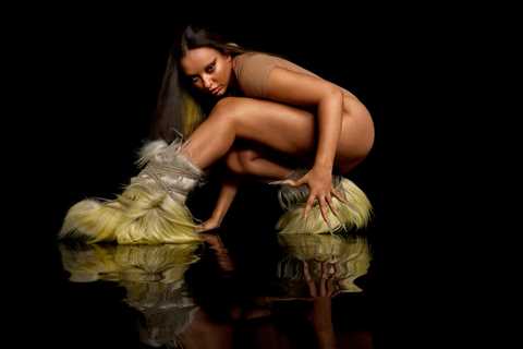 With Her Debut Album, JADE Says ‘There’s Nothing Holding Me Back’ From Spilling Truth