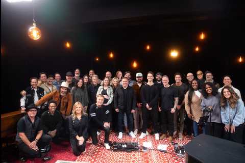 Michael W. Smith, Darlene Zschech Lead 25-Artist ‘House of Worship’ Project, Reimagining Classic..