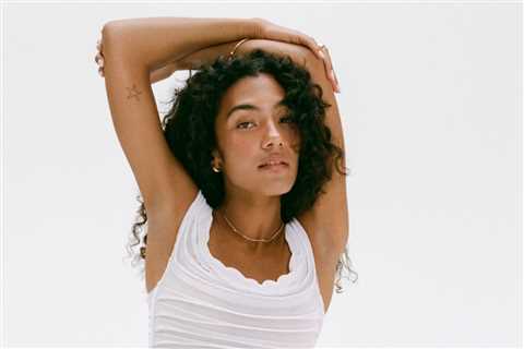 Olivia Dean Announces Largest Headline Gigs Yet for 2026: Here Are Her U.K. & Europe Arena..