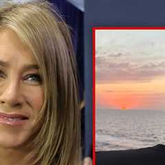 Jennifer Aniston Soft Launches Boyfriend Jim Curtis on Instagram