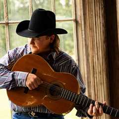 Jake Worthington Revives Traditional Country Sounds on ‘When I Write The Song’: ‘I Like My Music To ..