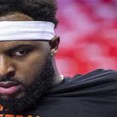 Knicks center Mitchell Robinson slams critics, defends expressing condolences to Charlie Kirk’s..