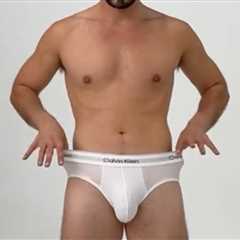 Guess The Rapper Who Shared This Selfie In His Skivvies!