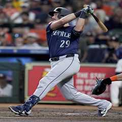 Cal Raleigh blasts 57th home run to pass Ken Griffey Jr. for Mariners single-season record