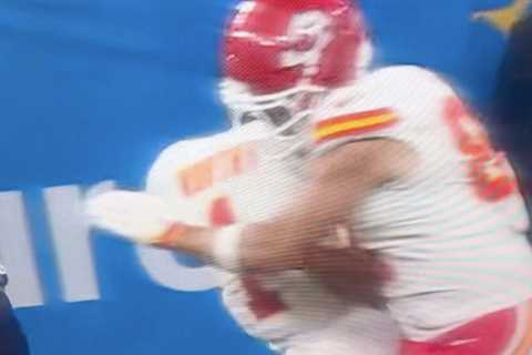 Chiefs’ Xavier Worthy exits with injury after brutal collision with Travis Kelce