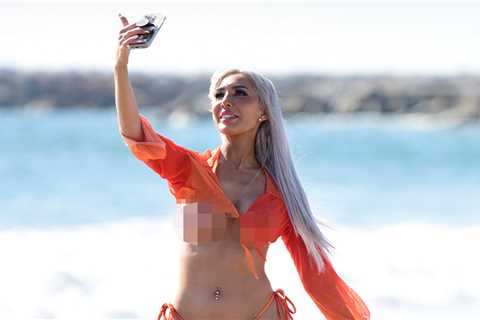 Farrah Abraham Nearly Slips Out of Bikini Top During Beach Photo Shoot