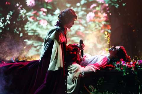 Conan Gray Sips ‘Vodka Cranberry’ to Close Out VMAs Performances