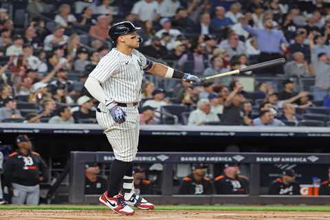 Aaron Judge homers for Yankees minutes after shaking hands with Trump in clubhouse