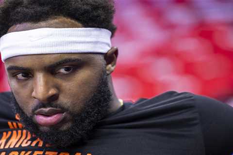 Knicks center Mitchell Robinson slams critics, defends expressing condolences to Charlie Kirk’s..