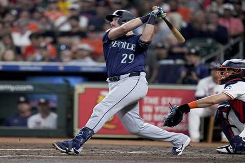 Cal Raleigh blasts 57th home run to pass Ken Griffey Jr. for Mariners single-season record