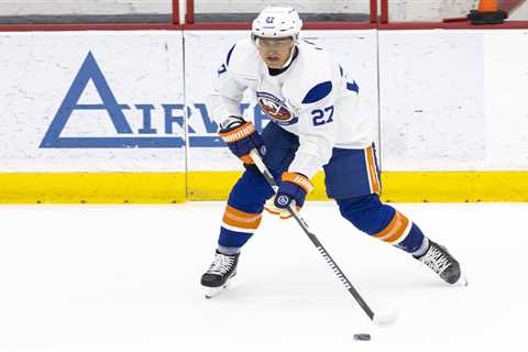 Anders Lee injury puts his opening-night Islanders status in question