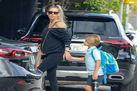 Anna Kournikova shows off baby bump in rare public appearance