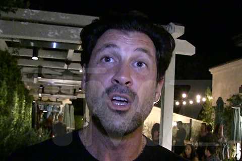 Maksim Chmerkovskiy Walks Back Alix Earle 'DWTS' Criticism
