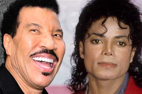 Lionel Richie Says Michael Jackson Was Nicknamed 'Smelly' Over Poor Hygiene