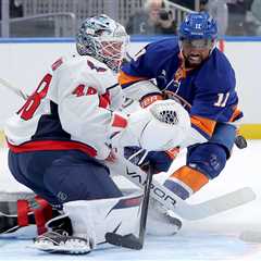 New era glow quickly fades as Islanders fall flat to Capitals in home opener