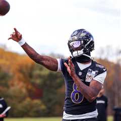 Lamar Jackson returns to practice with Ravens season on the brink