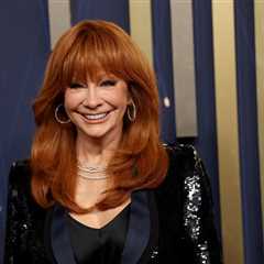 Reba McEntire to Host ‘Christmas in Rockefeller Center’ Special: ‘It’s Time!’