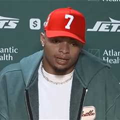Justin Fields Opens Up On Crying In Closet During Emotional Week
