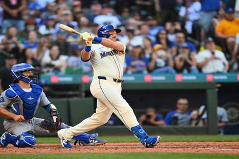 Cal Raleigh beats out Aaron Judge for first award in stiff MVP battle