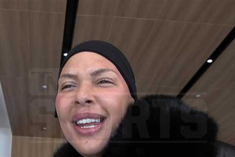 Liz Cambage Calls on WNBA Players To Make More Money Off Court Amid OnlyFans Success